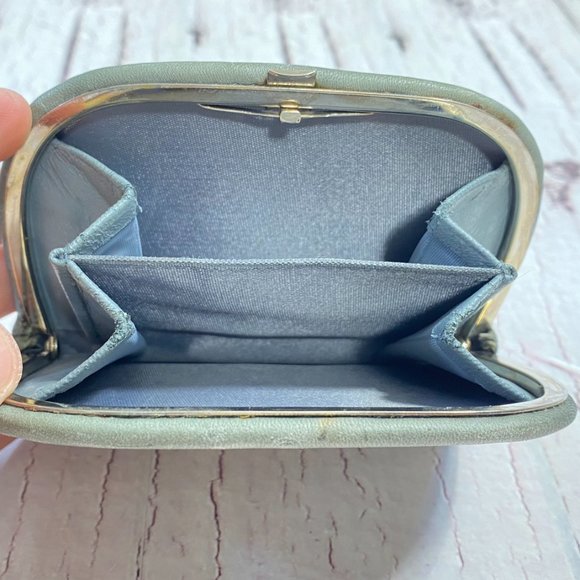 Vintage Buxton Women's Small Velvet-Lined Cowhide Purse - Picture 10 of 11